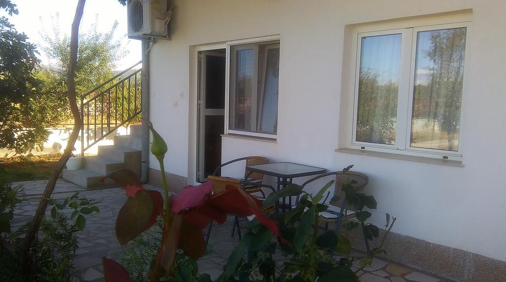 Apartments Nena Lozovac Dış mekan fotoğraf